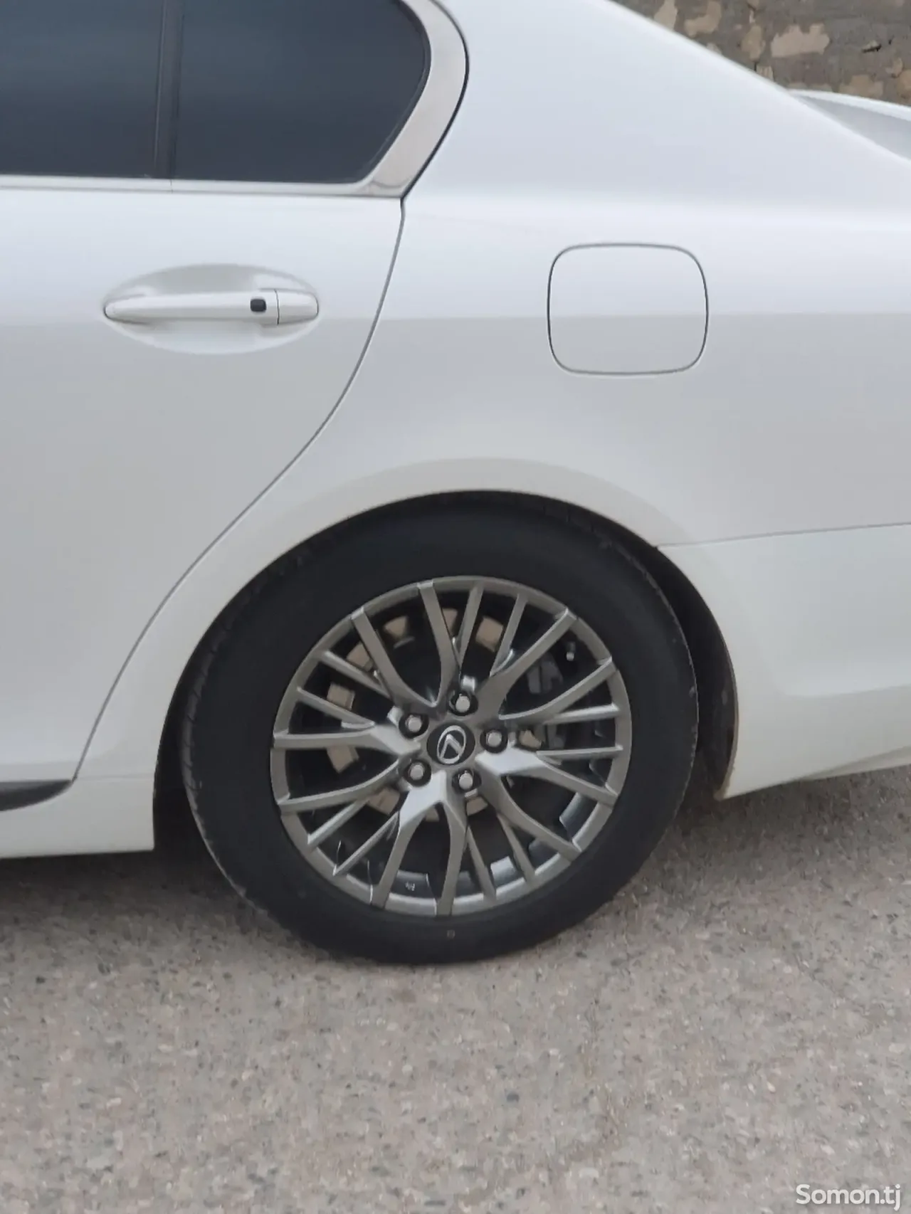 Lexus GS series 2009 · 3.5 AT