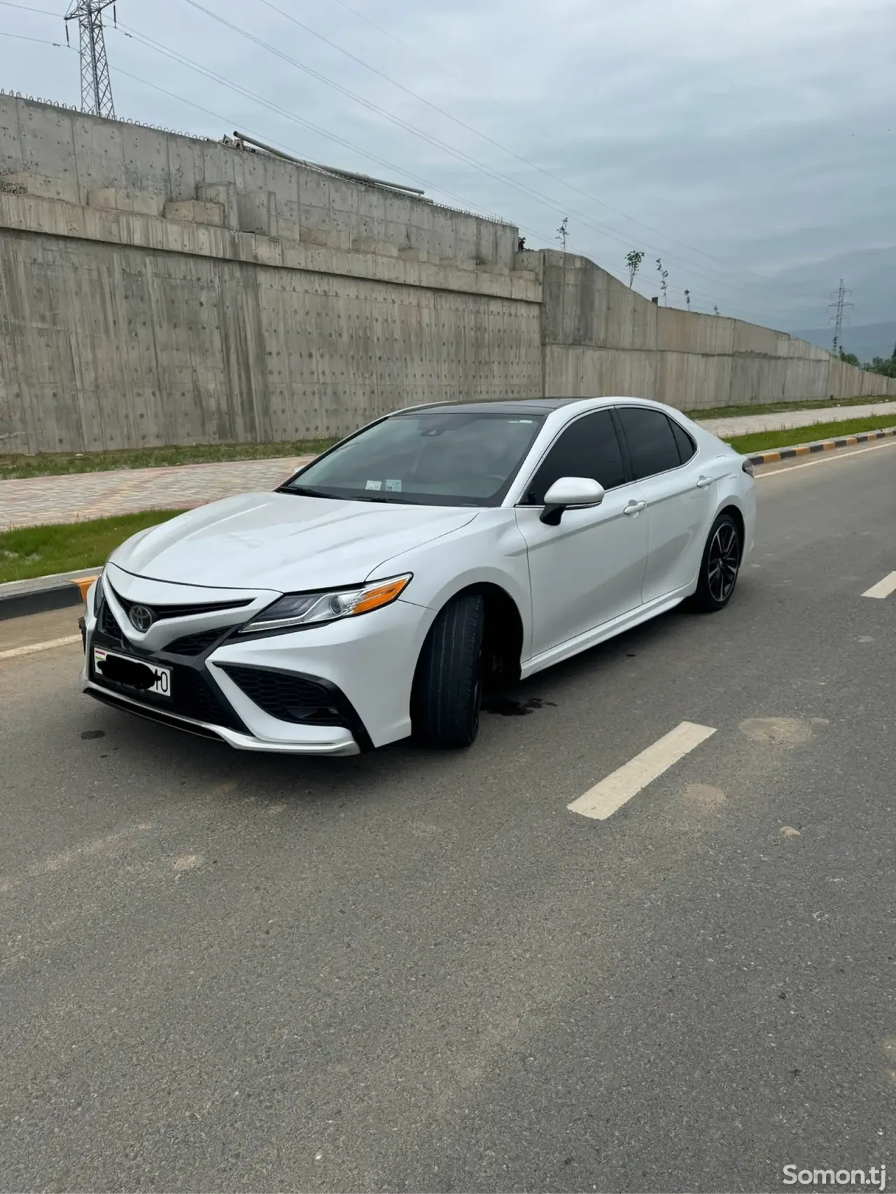 Toyota Camry 2020 · 2.5 AT