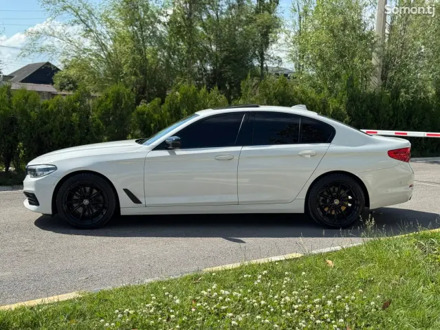 BMW 5 series 2018 · 2.0 AT