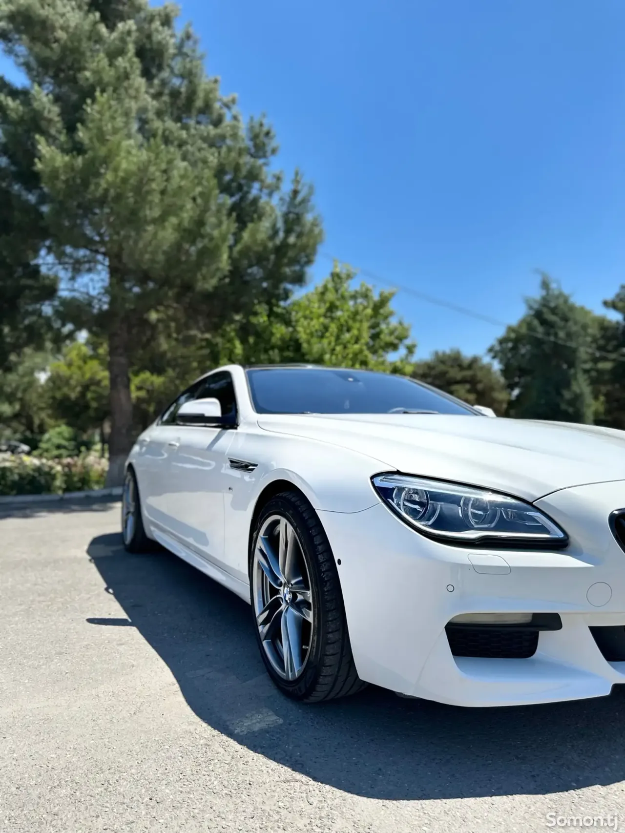 BMW 6 series 2015 · 4.0 AT