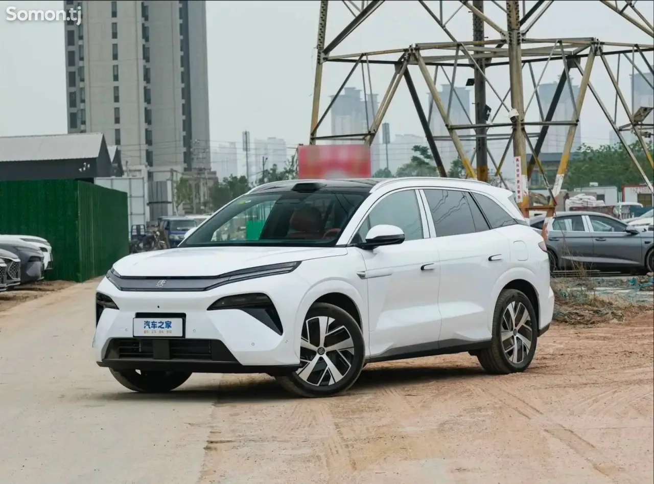 BYD Tang 2025 · AMT