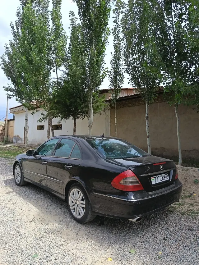Mercedes-Benz E class 2007 · 3.5 AT