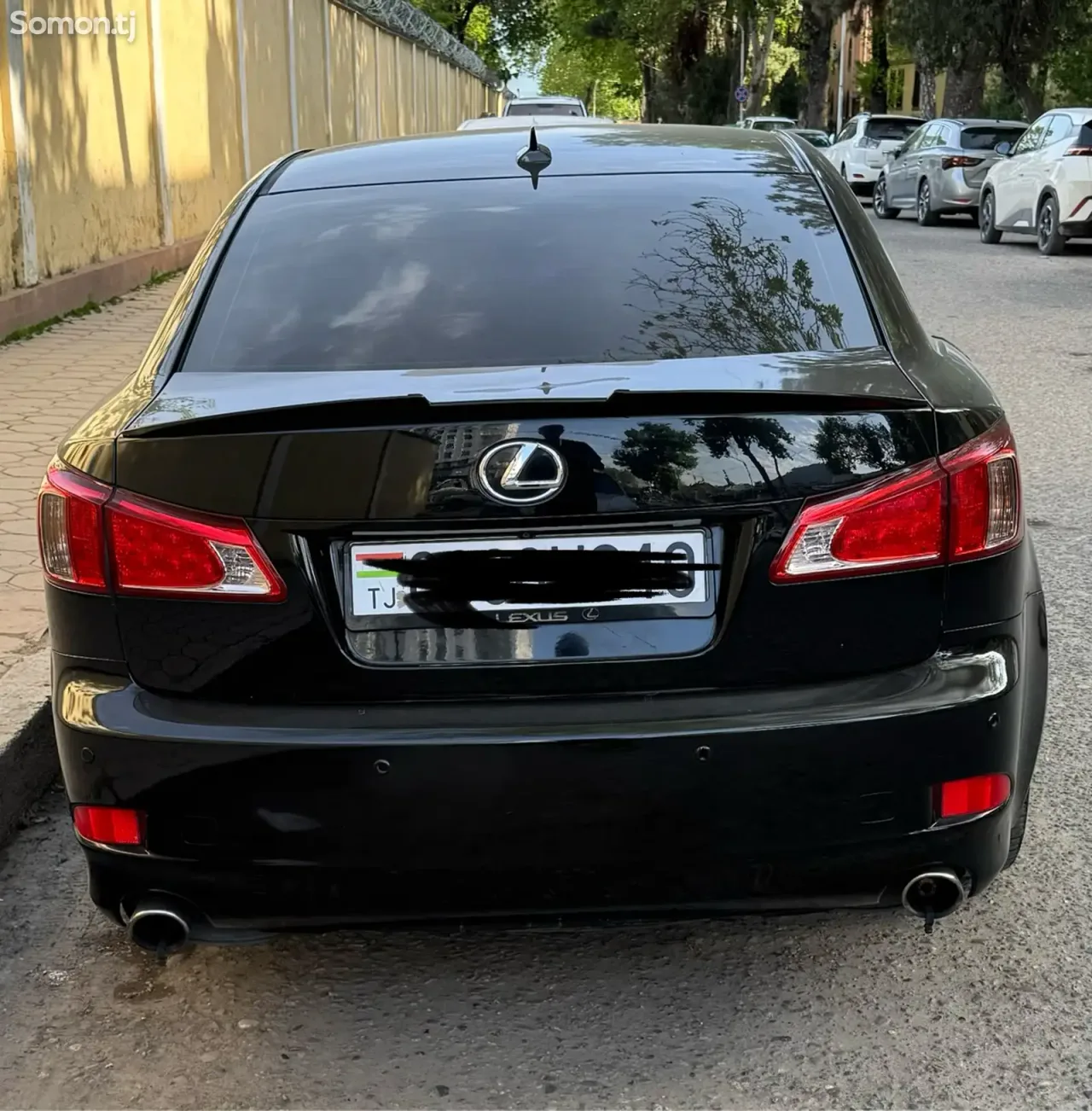 Lexus IS series 2010 · 2.5 AT