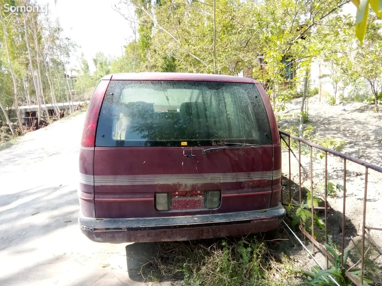 Chevrolet Lumina 1991 · 2.2 AT