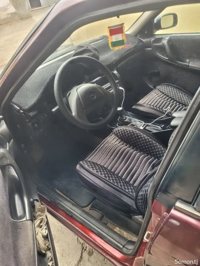 Opel Astra F 1992 · MT