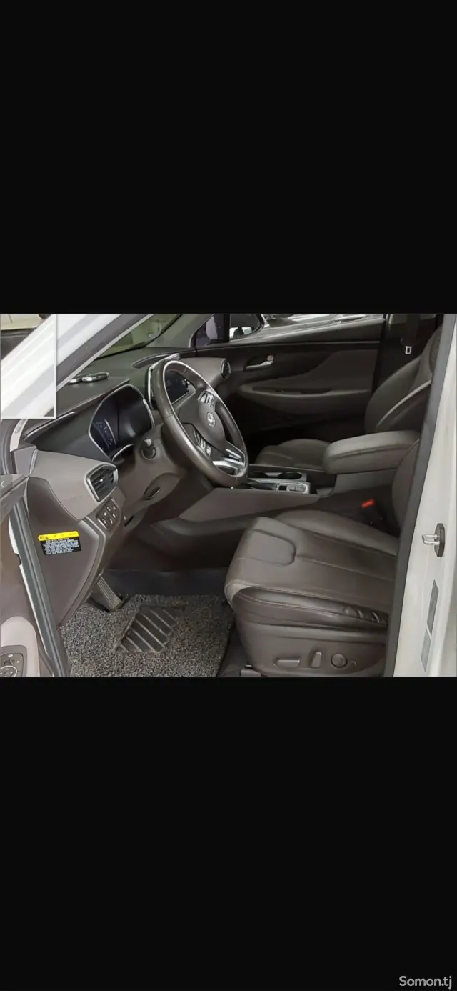 Hyundai Santa Fe 2018 · 2.0 AT