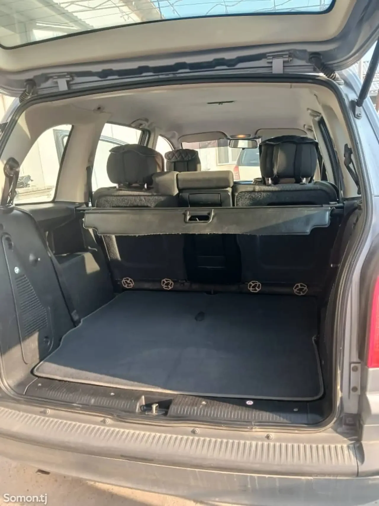 Opel Zafira 2003 · 1.8 MT