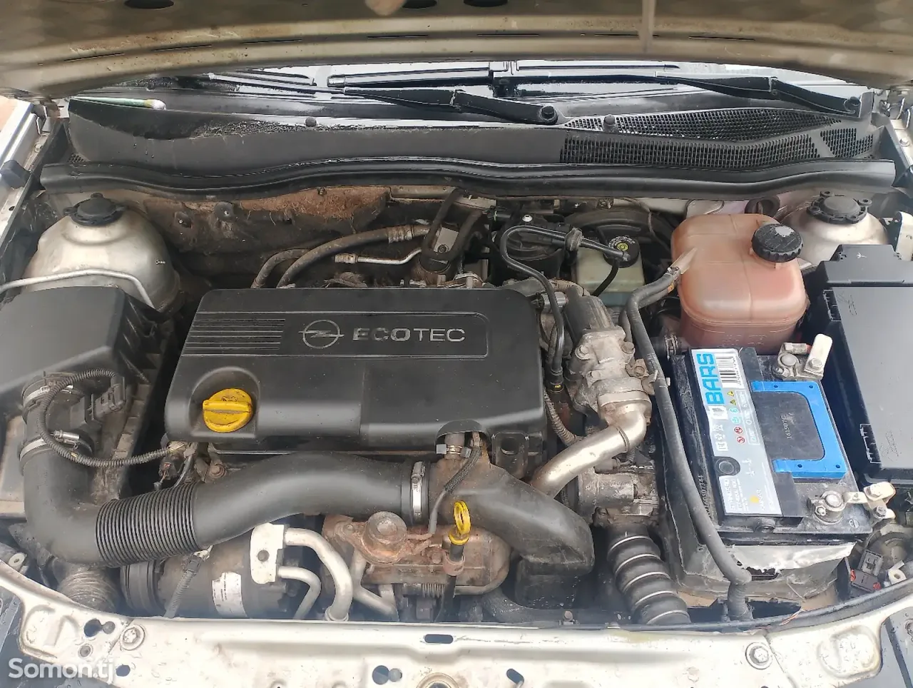 Opel Astra H 2010 · 1.7 MT