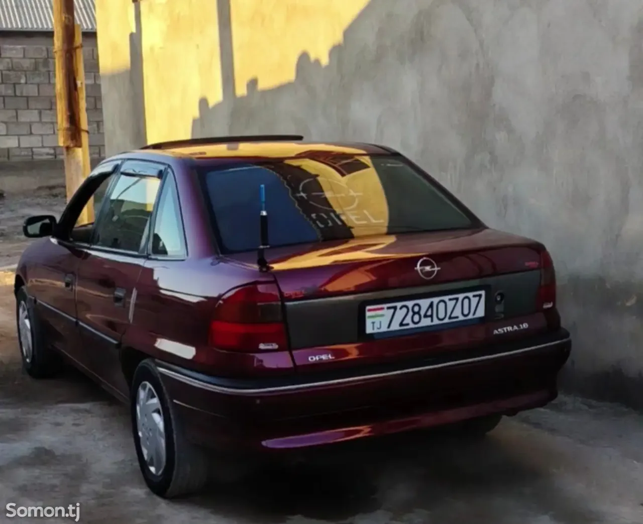 Opel Astra F 1997 · 1.6 MT