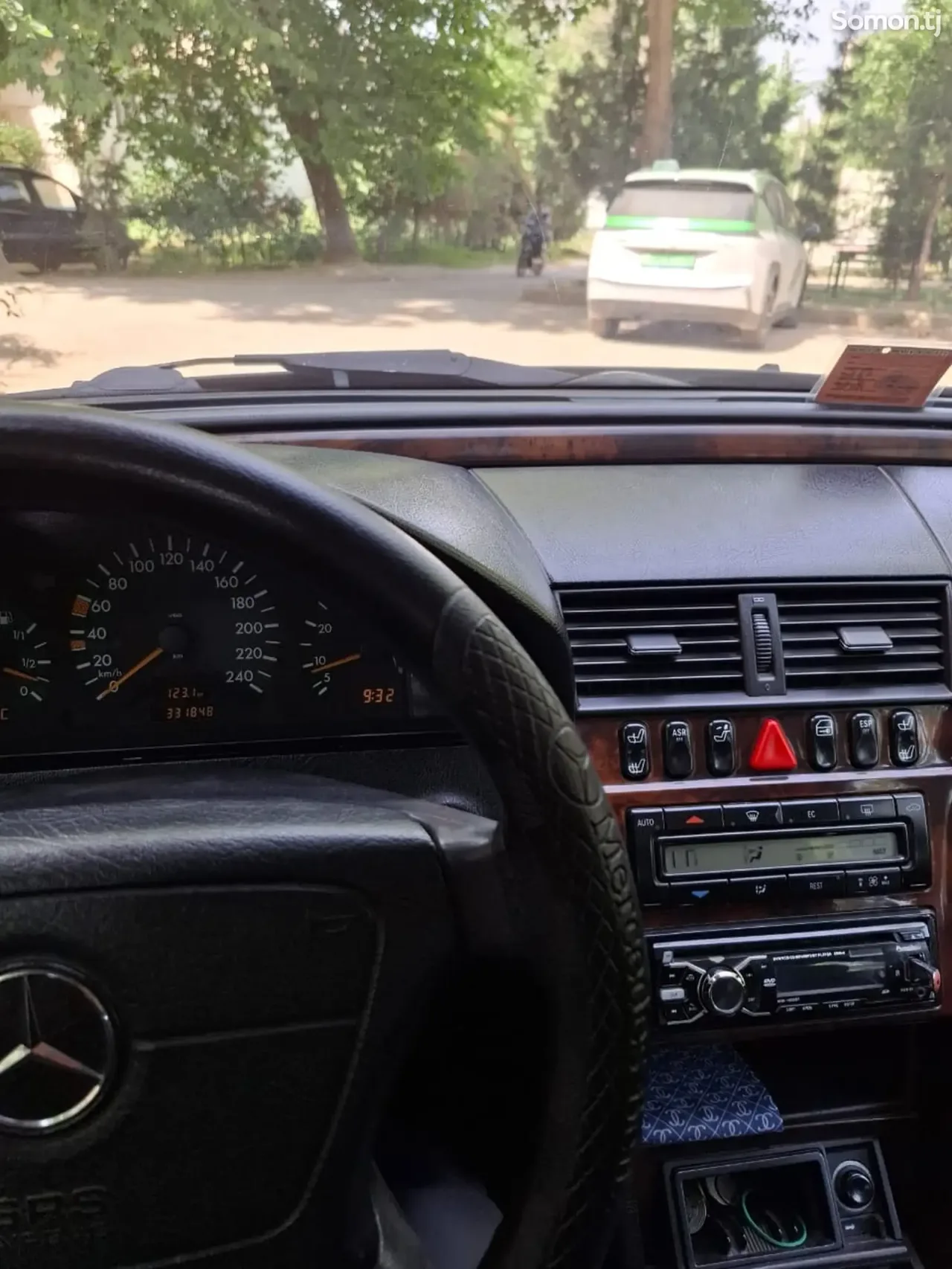 Mercedes-Benz C class 2000 · 2.0 MT