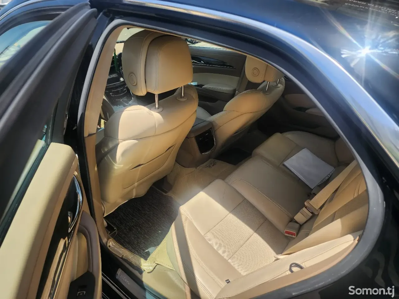 Cadillac Другая модель 2014 · 2.0 AT