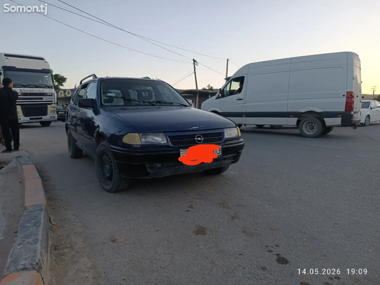 Opel Astra F 1993 · 1.6 MT