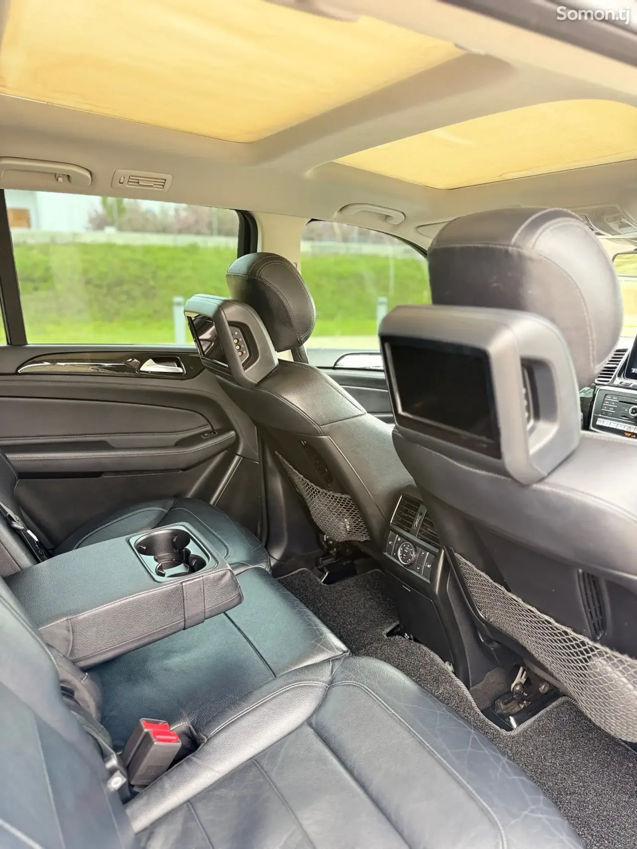 Mercedes-Benz GLS 2016 · 3.5 AT
