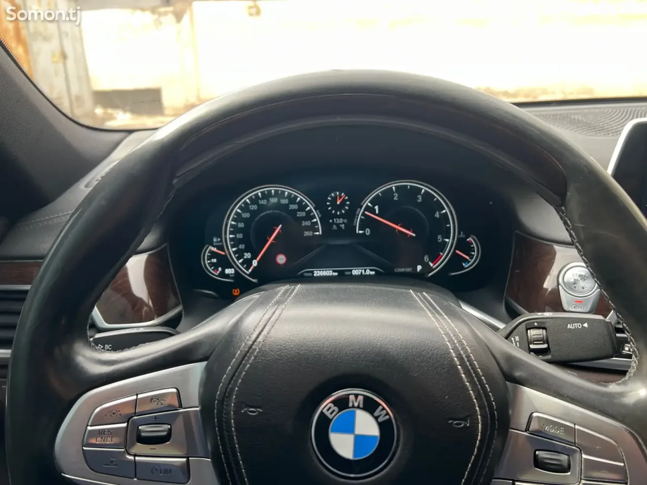 BMW 7 series 2016 · 3.0 AT