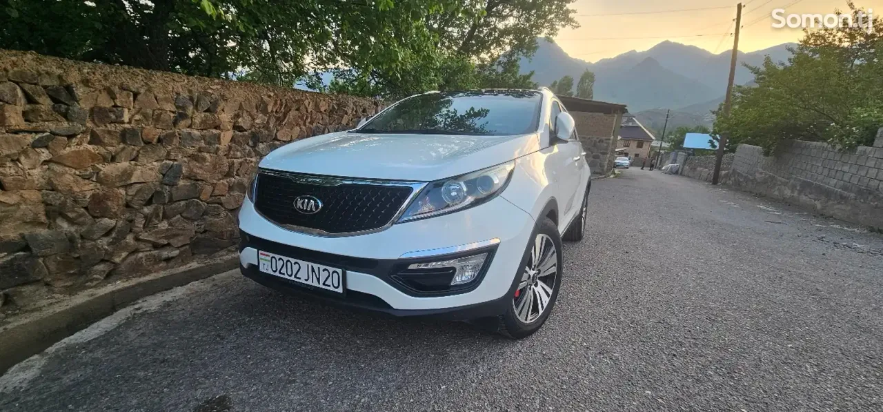 Kia Sportage 2015 · 2.0 AT