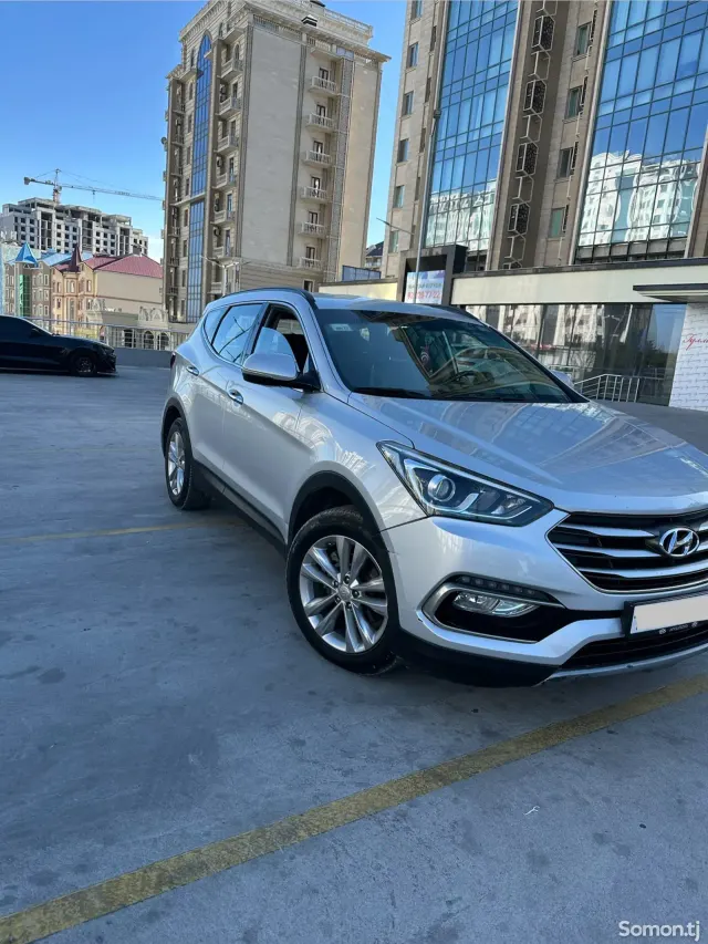 Hyundai Santa Fe 2015 · 2.0 AT