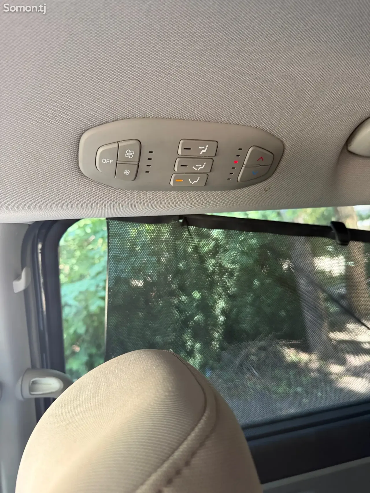 Kia Sedona 2015 · 3.3 AT
