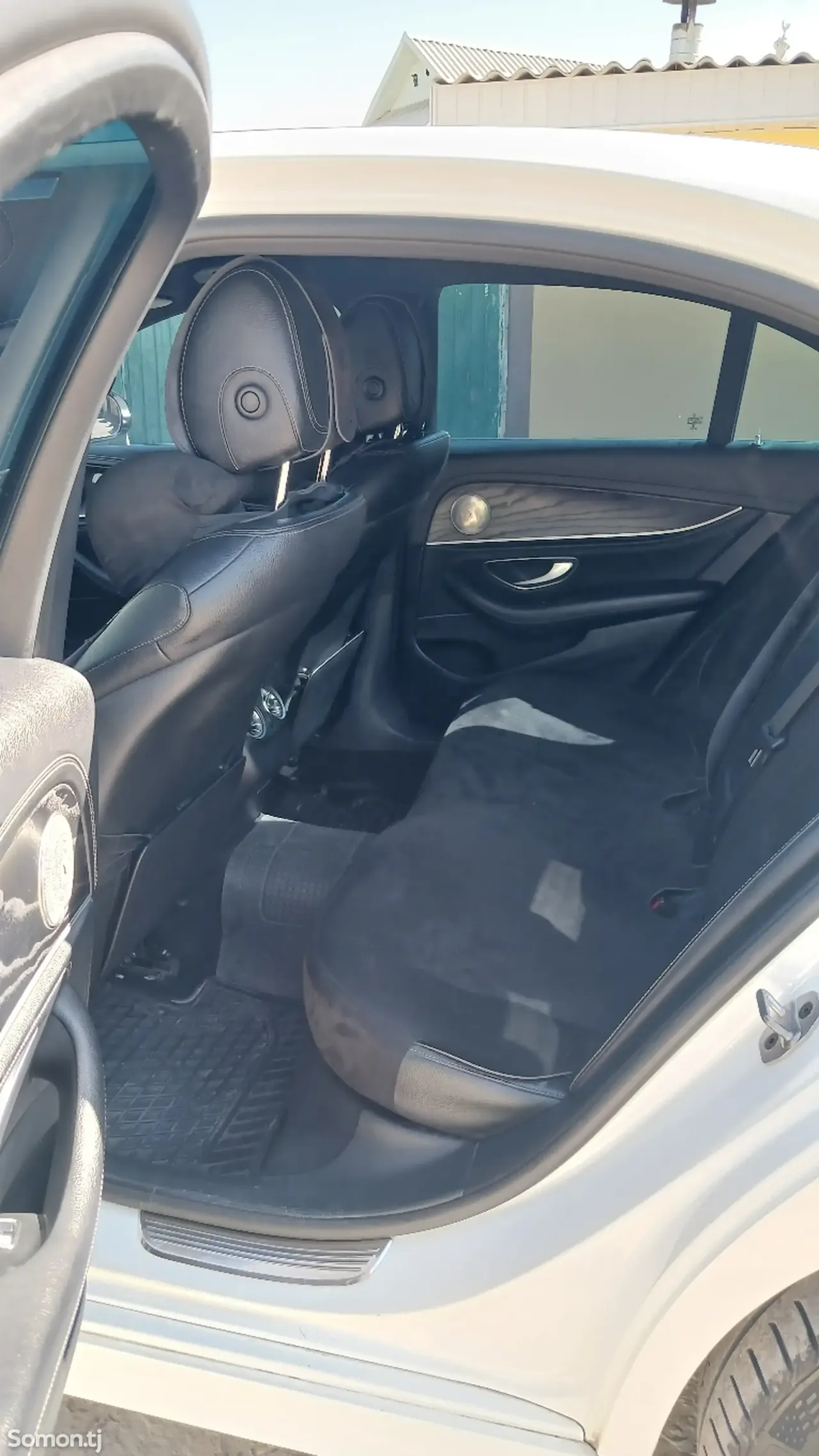 Mercedes-Benz E class 2019 · 2.0 AT