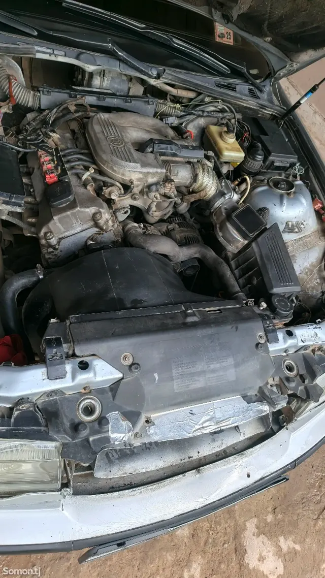BMW 3 series 1993 · 1.8 MT
