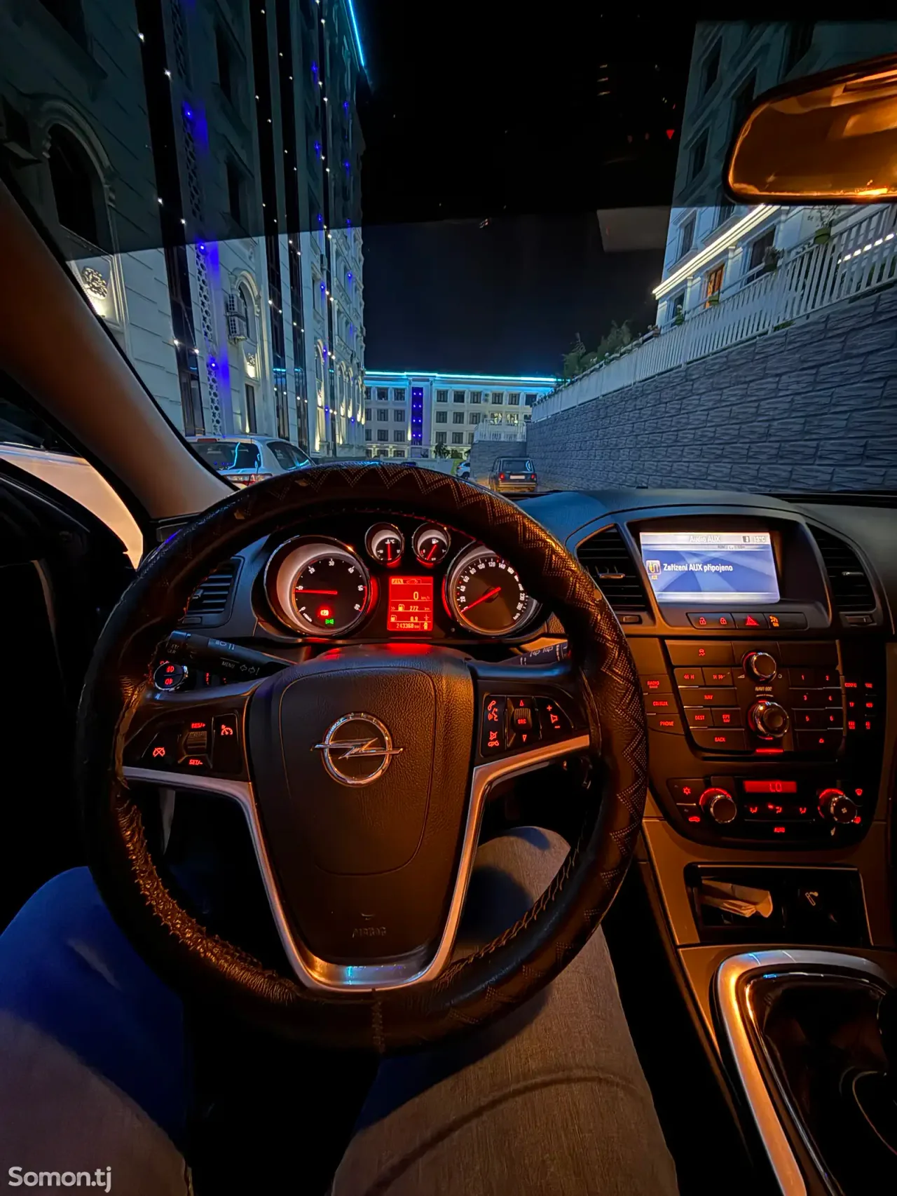 Opel Insignia 2012 · 2.0 MT