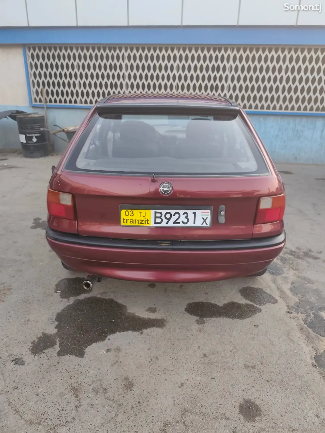 Opel Astra F 1992 · 1.6 MT