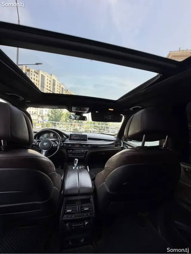 BMW X5 2015 · 3.0 AT