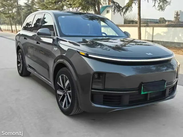 Li Auto (Lixiang) L8 2025 · CVT