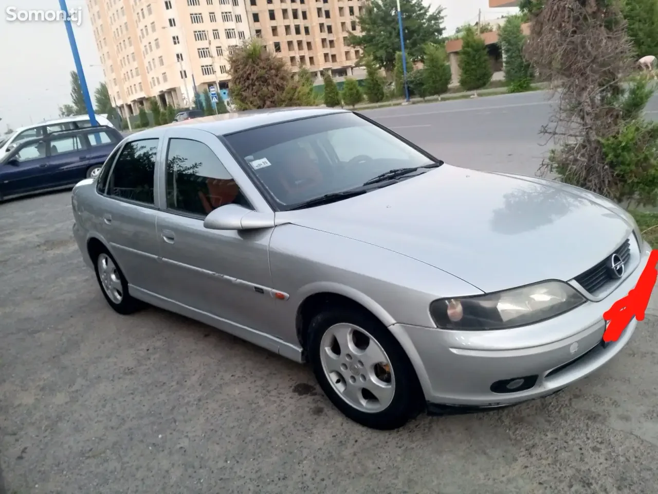 Opel Vectra B 1995 · 1.6 MT