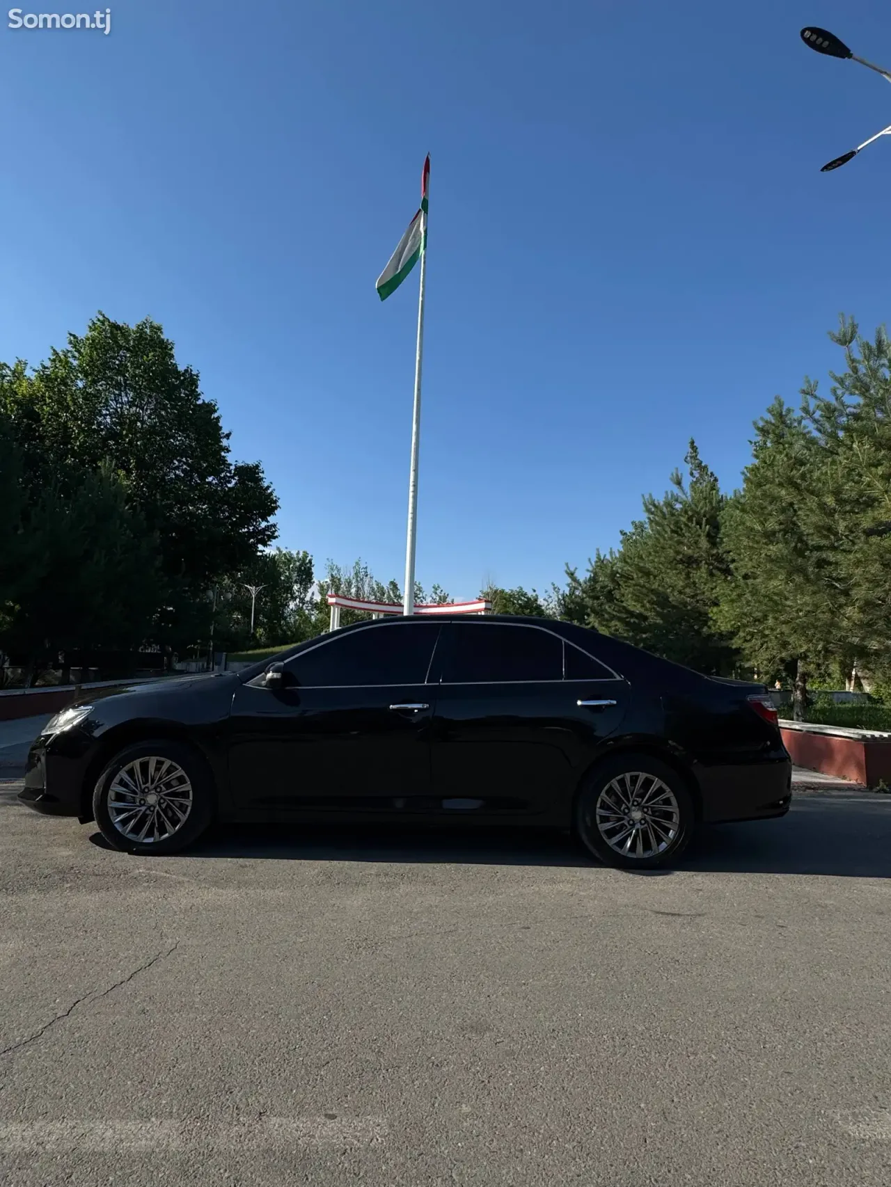Toyota Camry 2015 · 2.5 AT