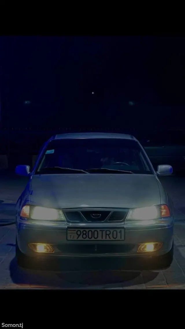 Daewoo Nexia 1994 · 1.6 MT