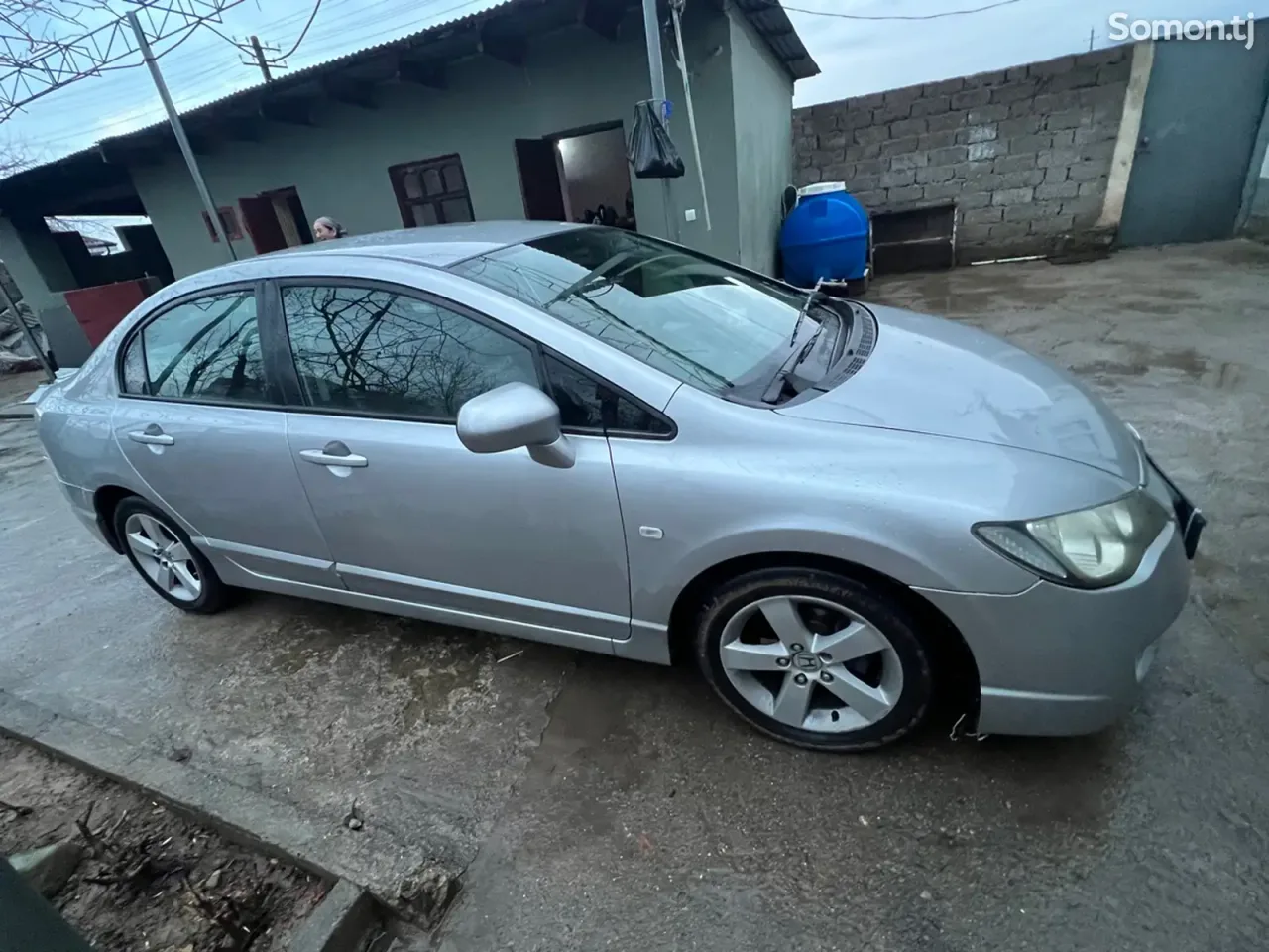 Honda Civic 2008 · 1.8 AT