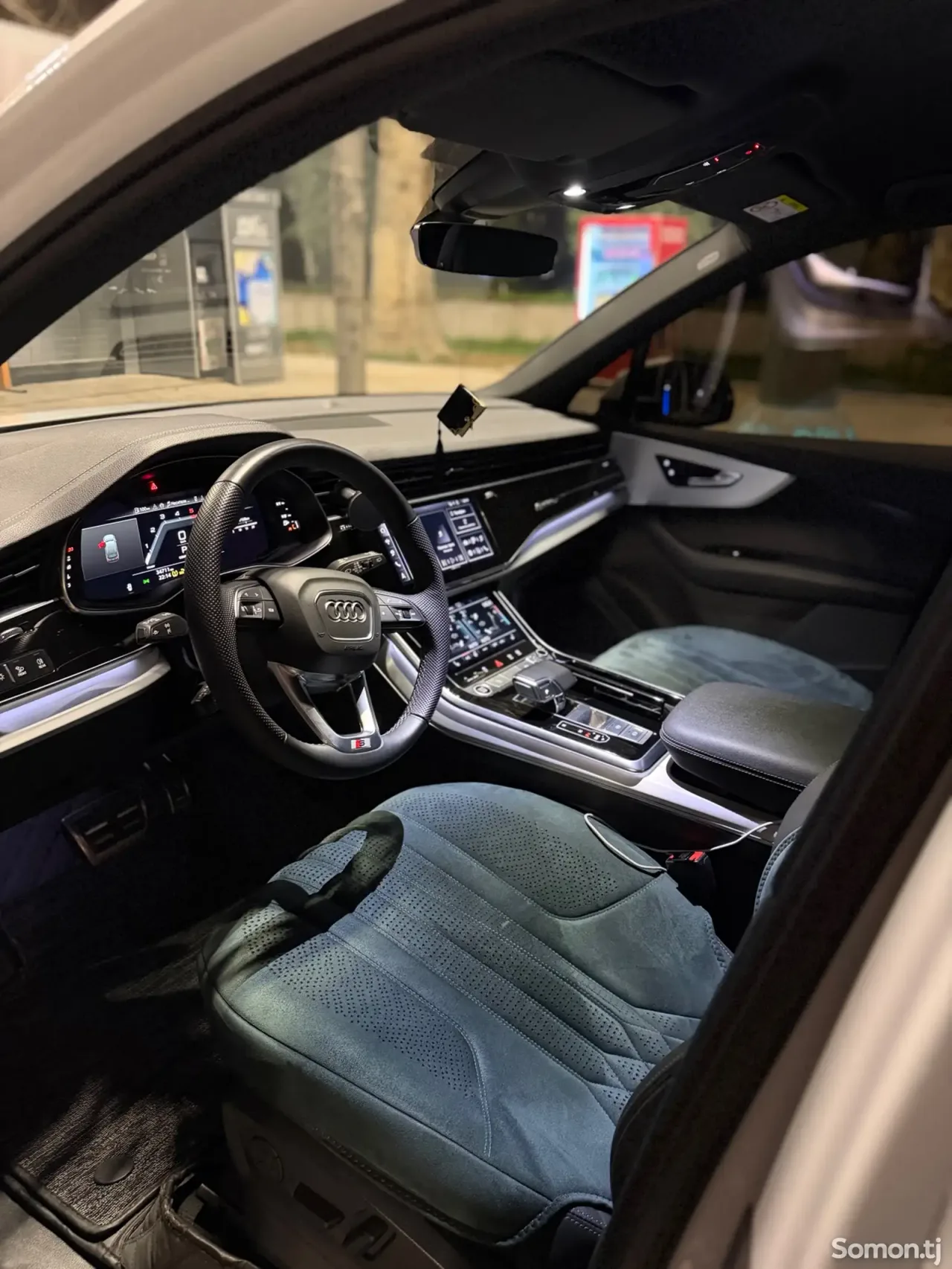 Audi Q7 2025 · 4.0 AT