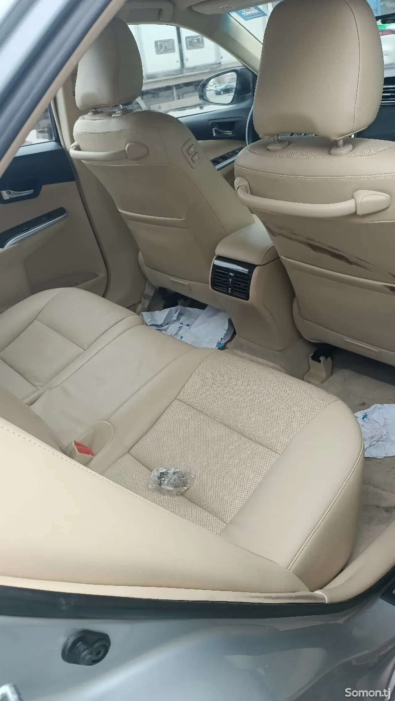 Toyota Camry 2015 · 2.5 AT