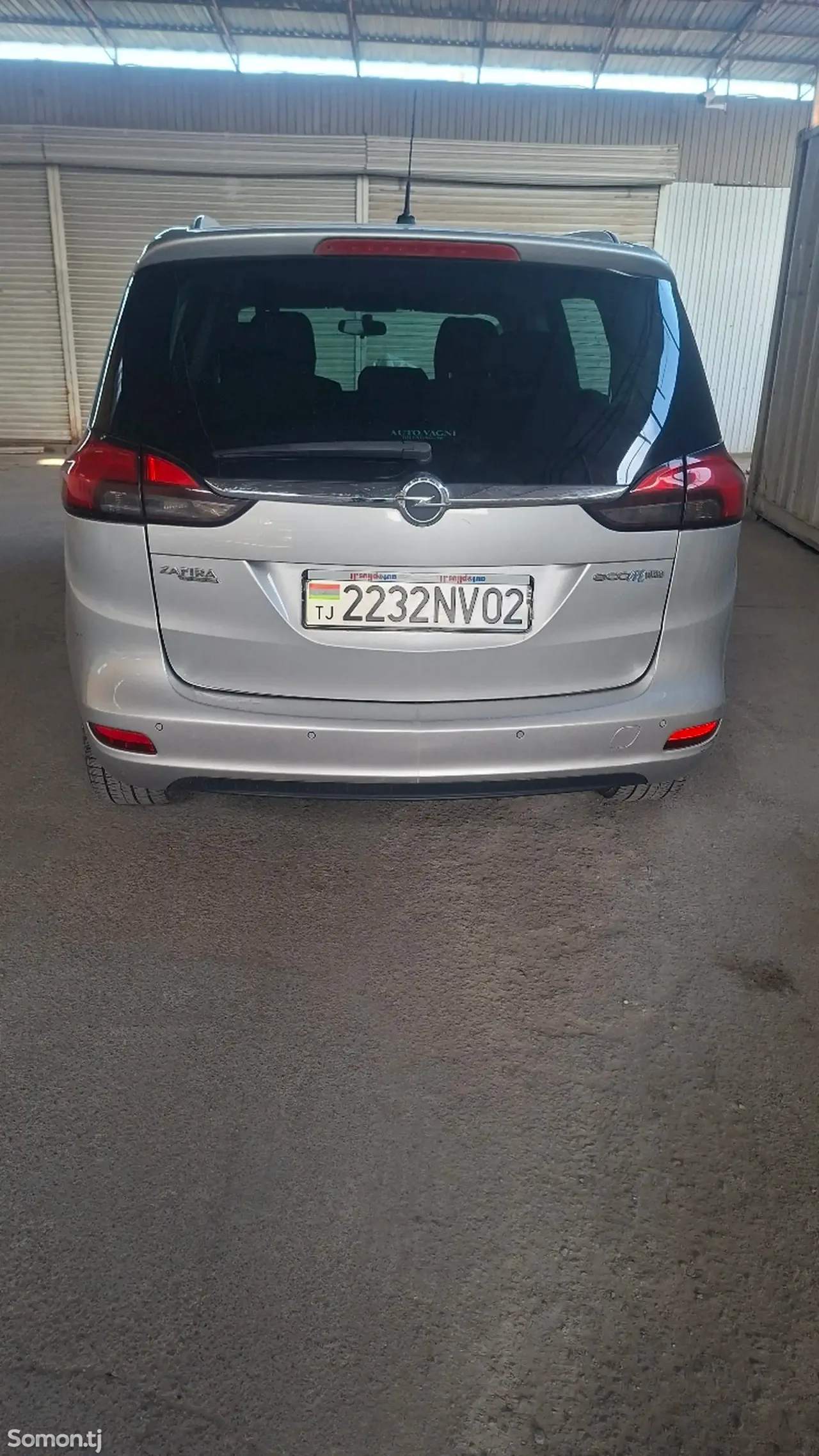Opel Zafira 2014 · 1.6 MT