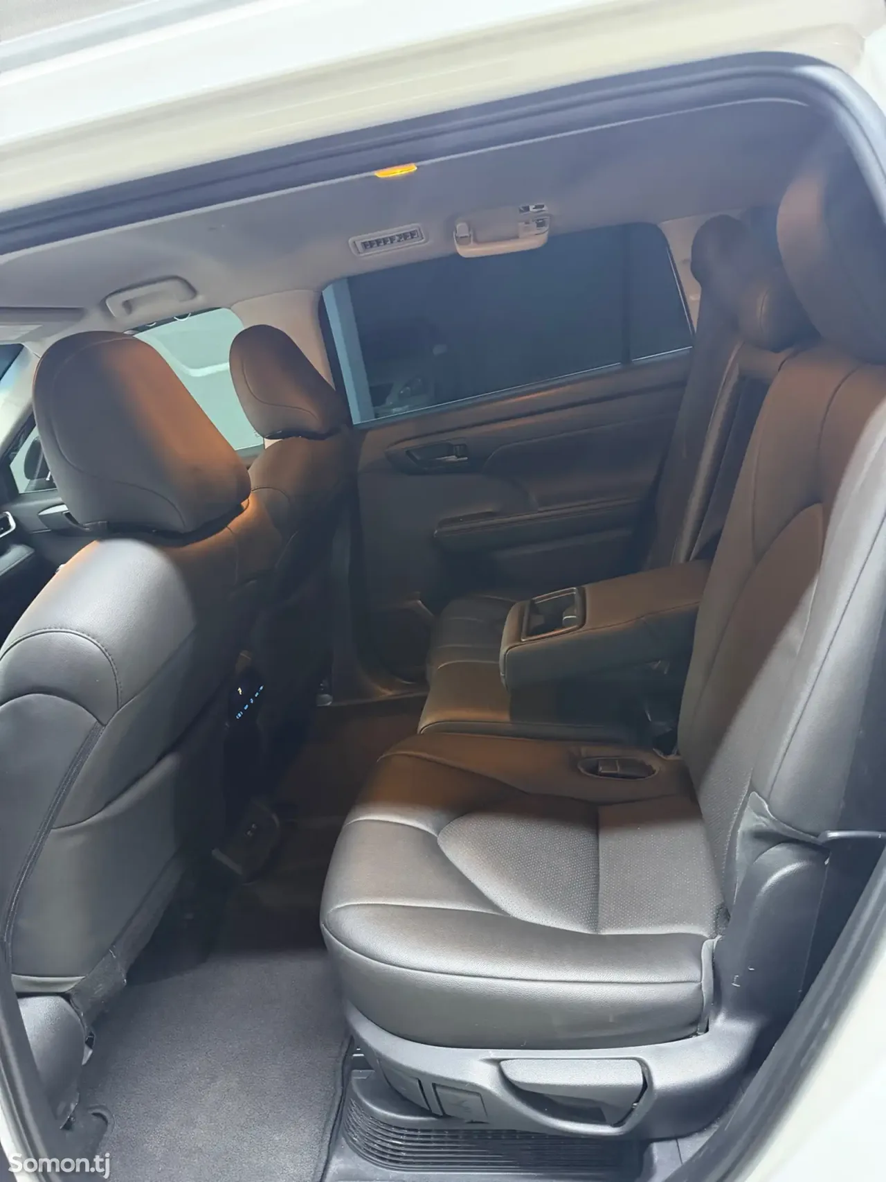 Toyota Highlander 2020 · 2.5 AT