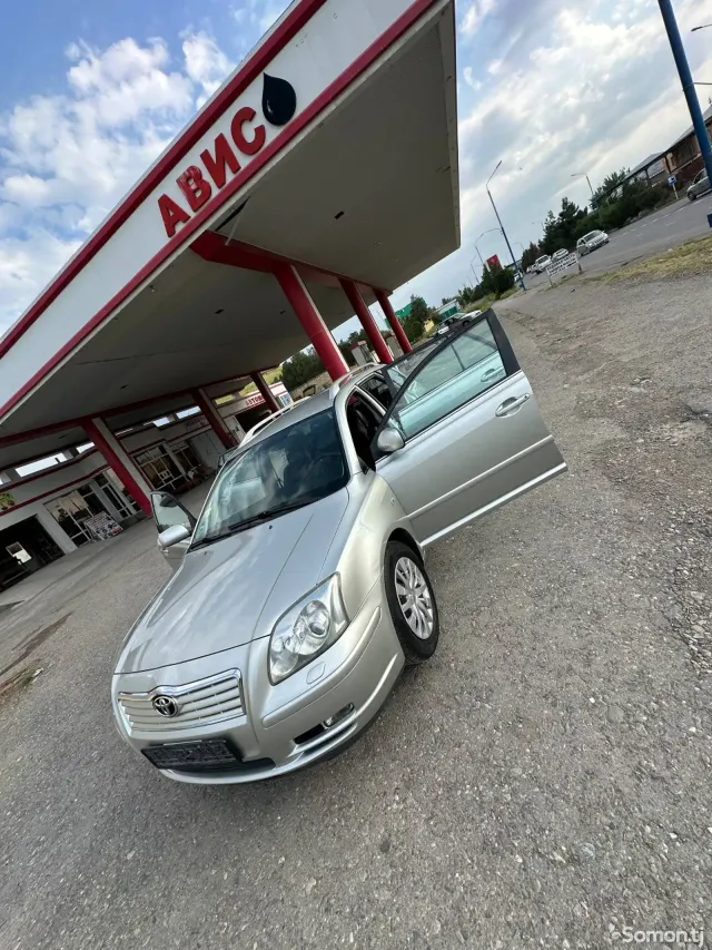 Toyota Avensis 2006 · 1.8 MT