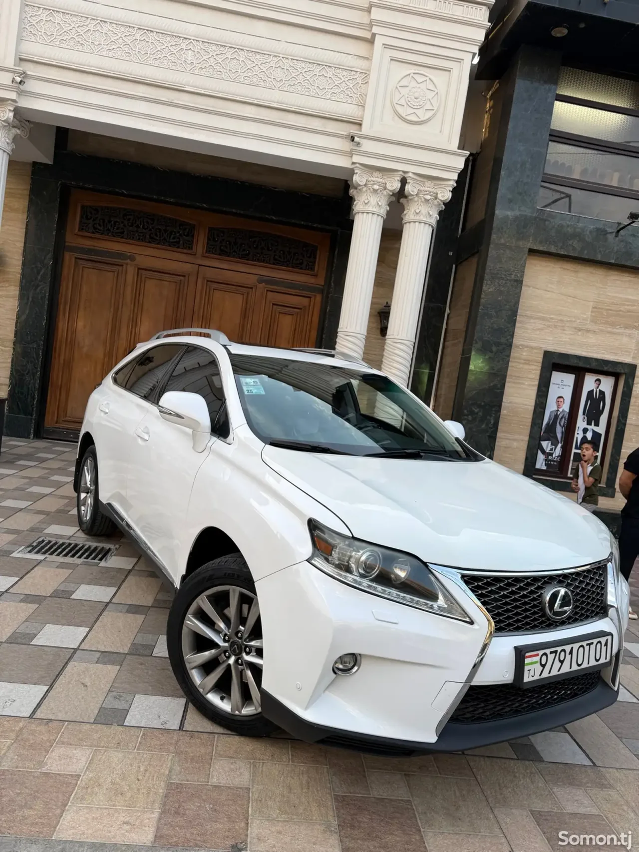 Lexus RX series 2012 · 3.5 AT