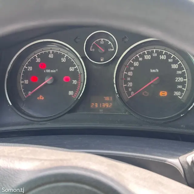 Opel Astra H 2006 · 1.8 MT
