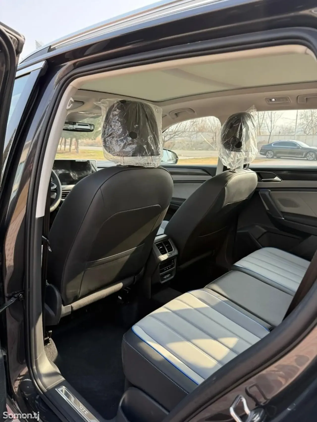 Volkswagen Touran 2025 · 1.4 AT