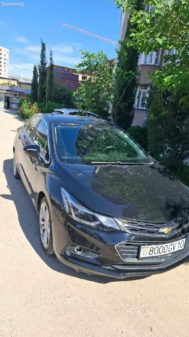 Chevrolet Cruze 2017 · 1.4 AT