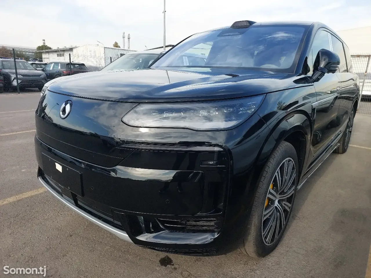 BYD Denza D9 2025 · 3.0 AMT