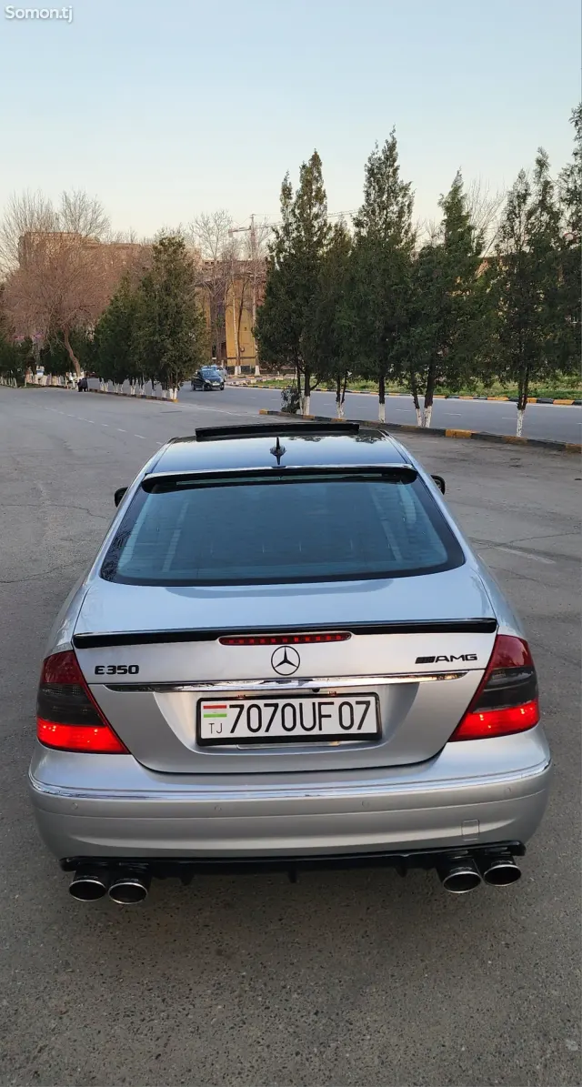 Mercedes-Benz E class 2007 · 3.5 AT