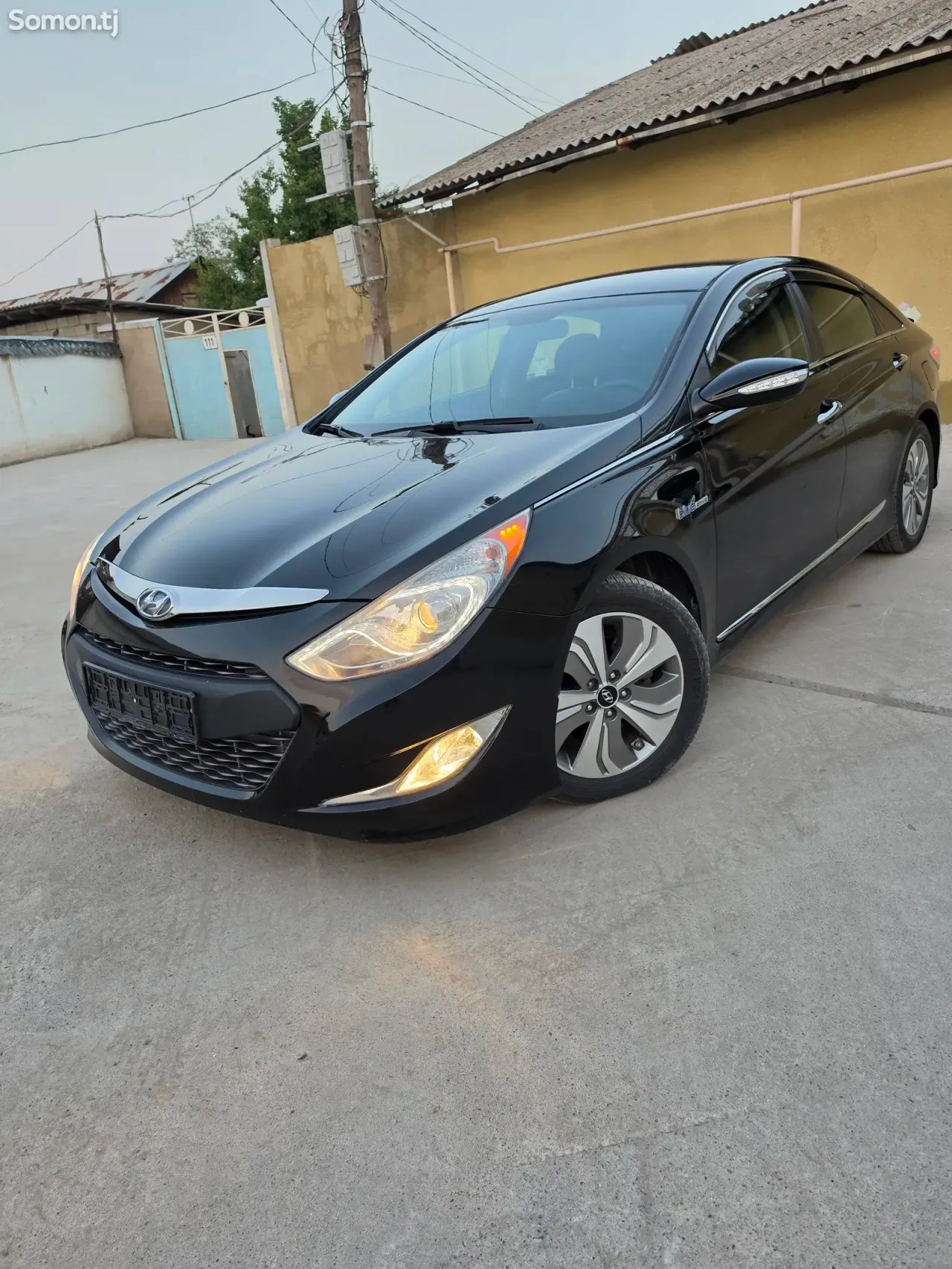 Hyundai Sonata 2015 · 2.4 AT