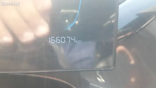 BYD E2 2023 · 2.0 AT