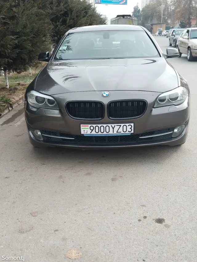 BMW 5 series 2011 · 3.0 AT