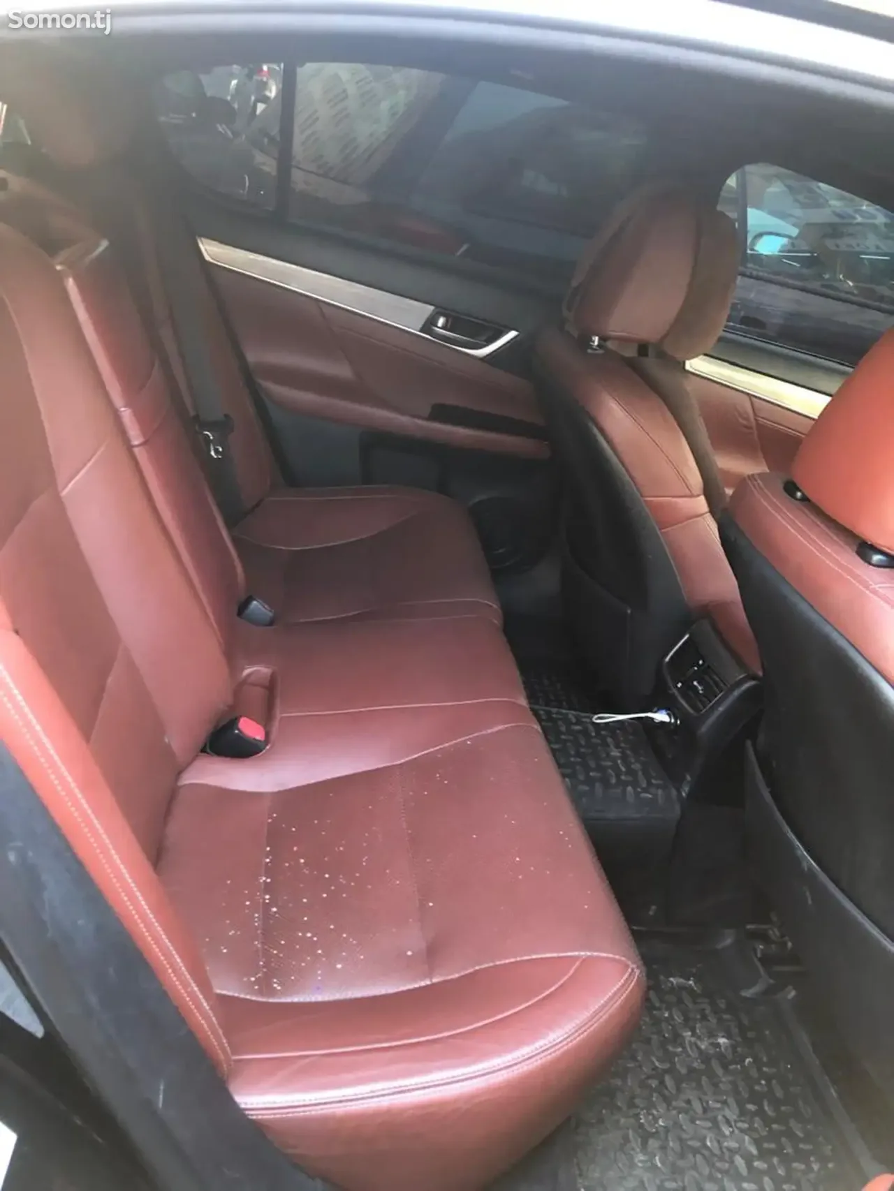 Lexus GS series 2013 · 3.5 AT