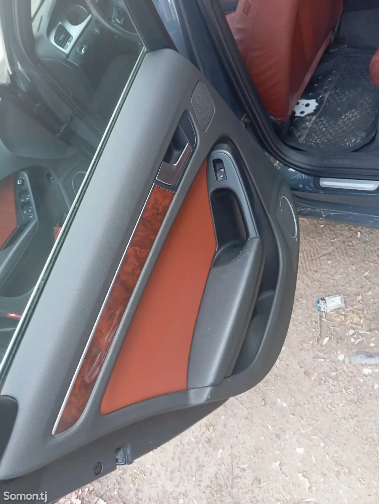 Audi A4 2008 · 3.2 AT