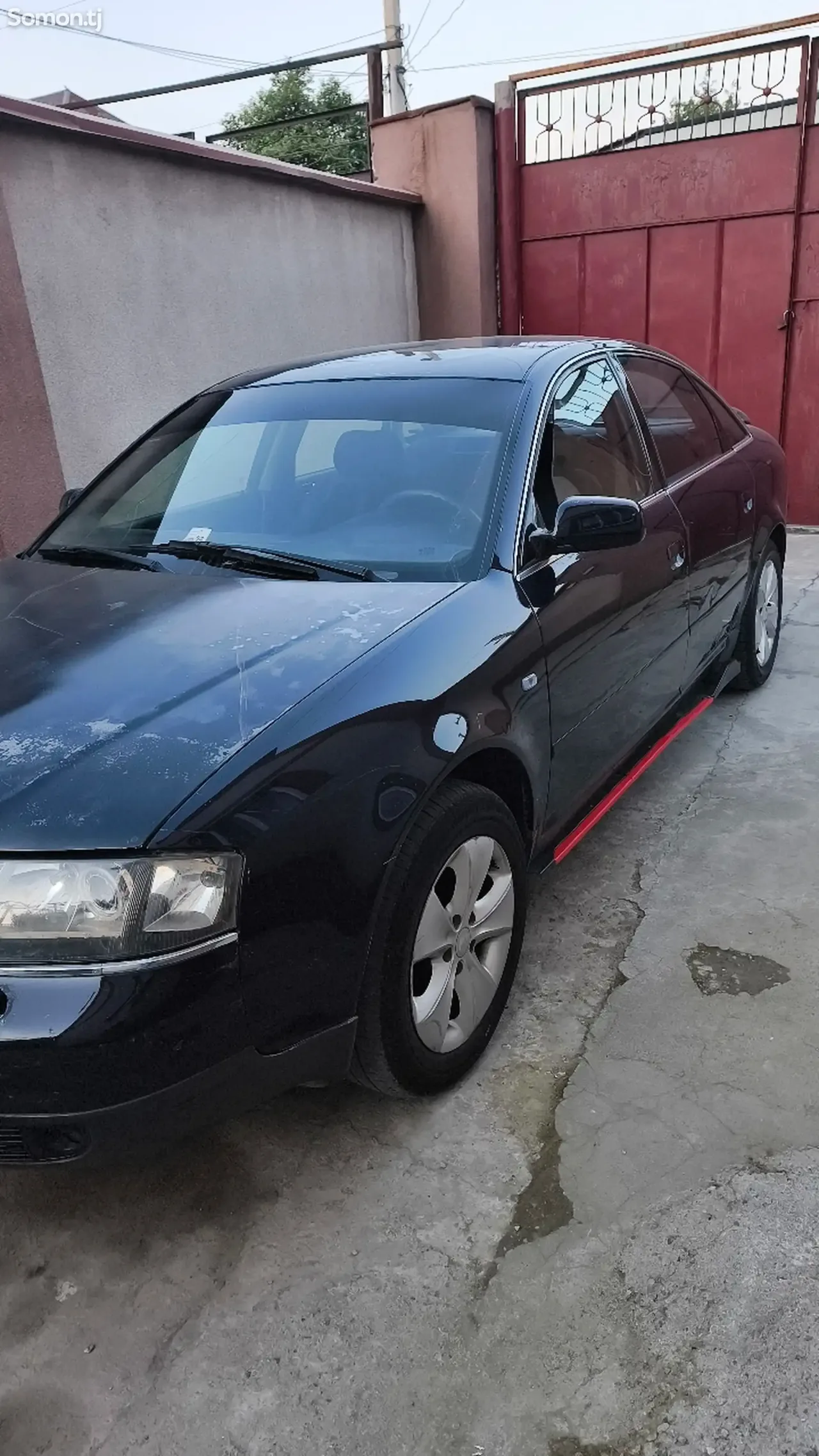 Audi A6 1998 · 2.4 AT