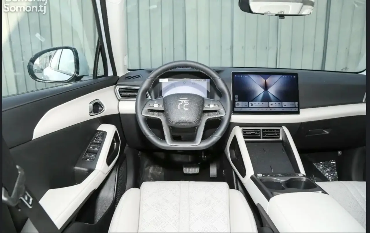 BYD Yuan 2025 · 3.0 AT
