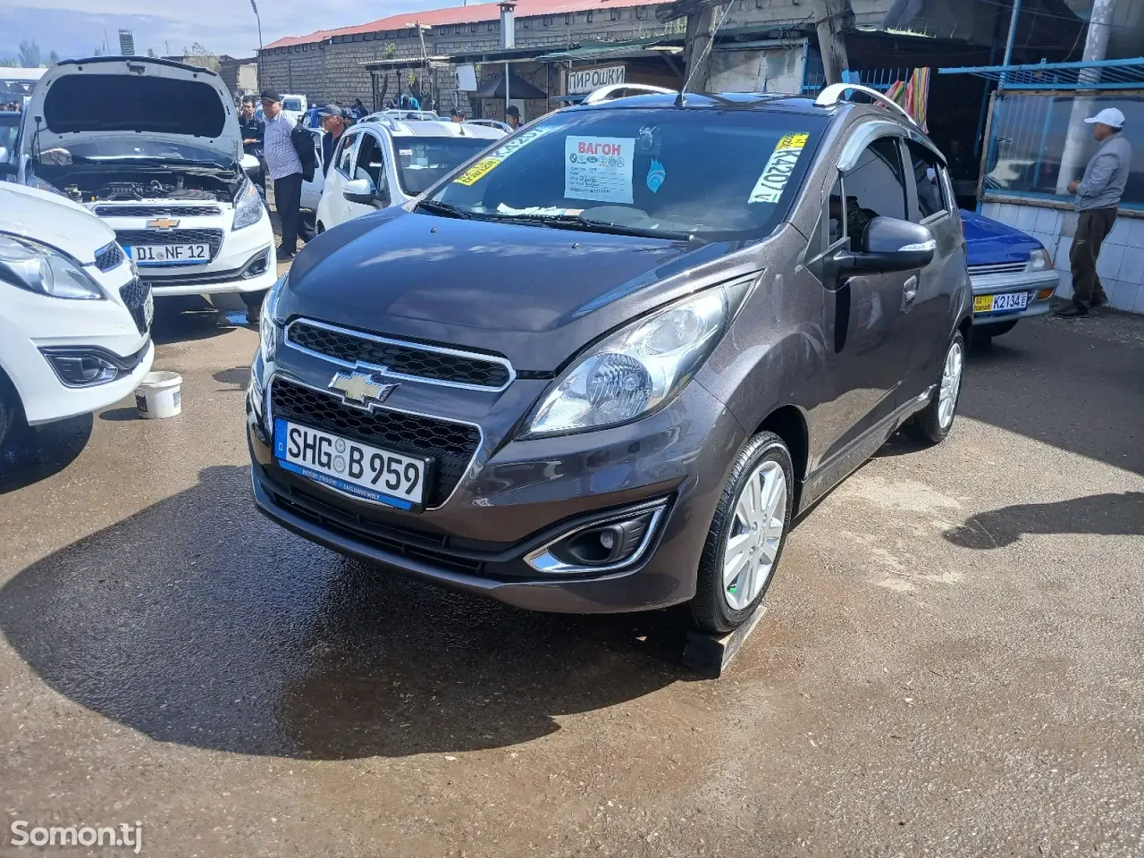 Chevrolet Spark 2014 · 1.0 AT